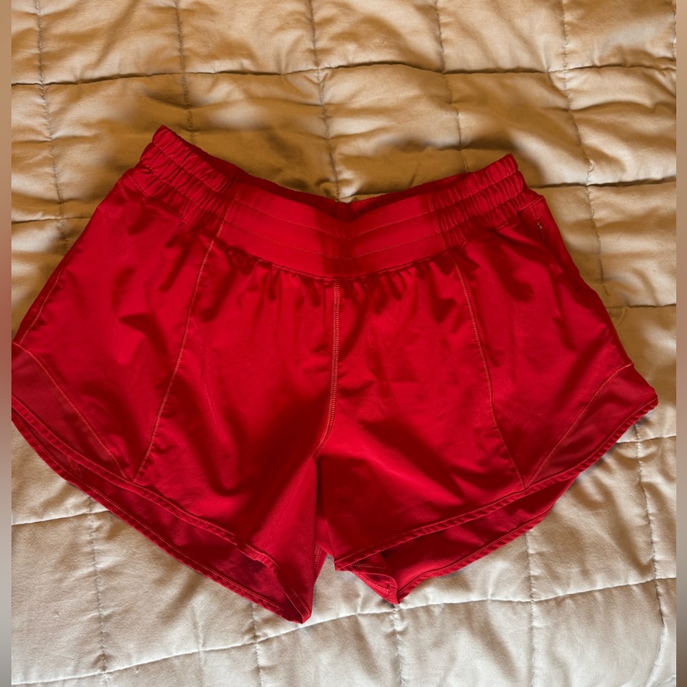Lululemon 10 Tall Hotty Hot High-Rise Lined Short 4"
Red